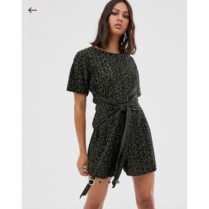 ☀️ ASOS Leopard Print Plisse Romper